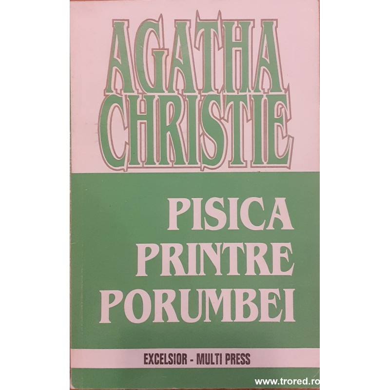 Pisica printre porumbei