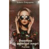 Doamna cu ochelari negri Nuvele