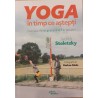 Yoga in timp ce astepti Cum sa profiti de pauzele fara sens