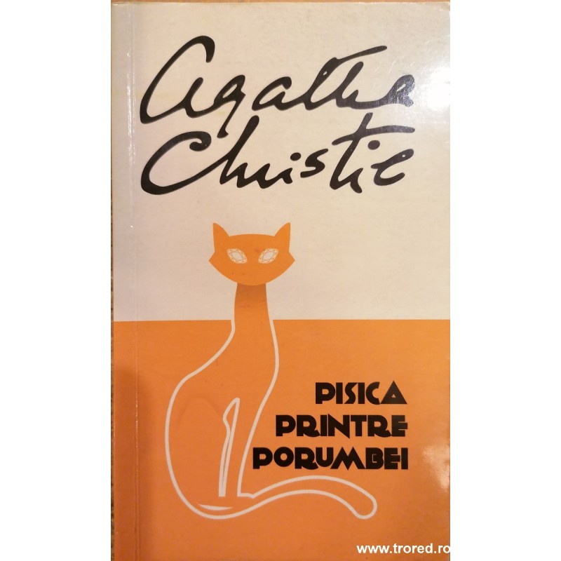 Pisica printre porumbei