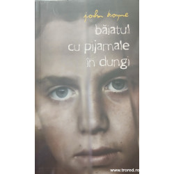 Baiatul cu pijamale in dungi